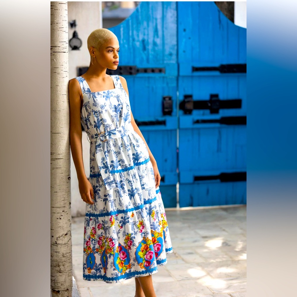 Eye-catching Emily Lovelock sundress